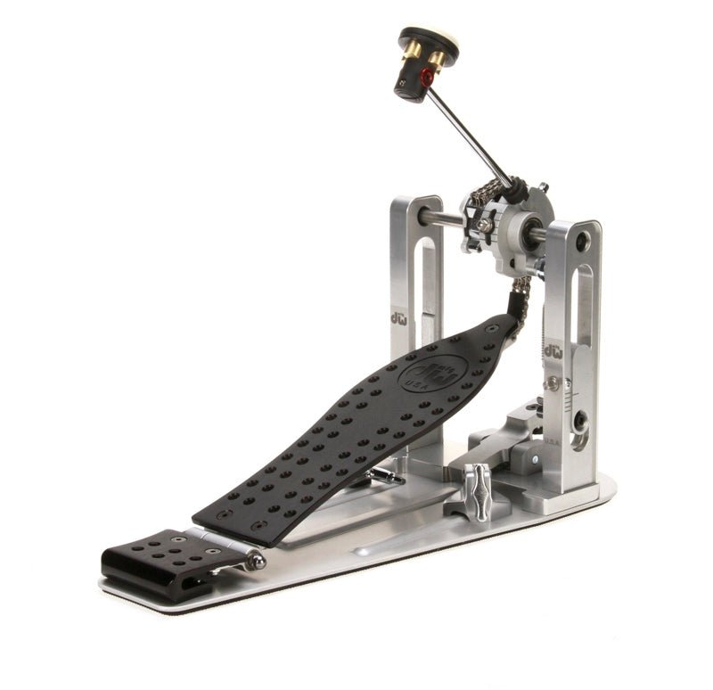 DW DWCPMCDBK MCD Machined Chain Drive Single Bass Drum Pedal - Black