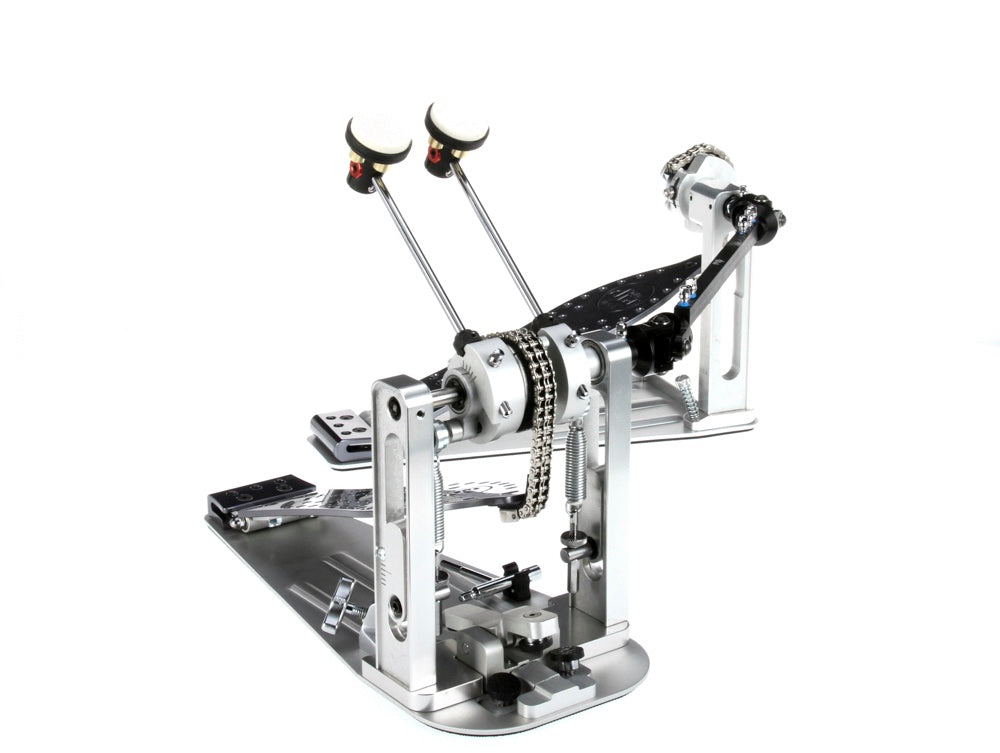 DW DWCPMCD2XF MCD Machined Chain Drive Double Bass Drum Pedal with Extended Footboard - Polished