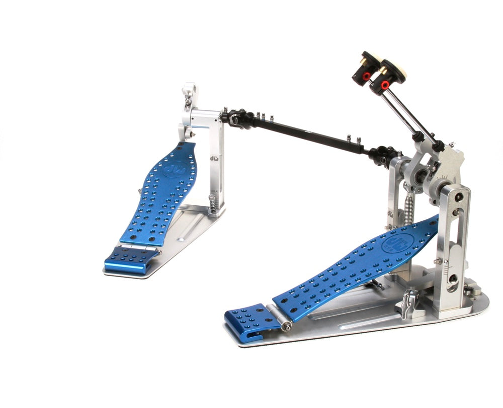 DW DWCPMDD2BL MDD Machined Direct Drive Double Bass Drum Pedal - Blue