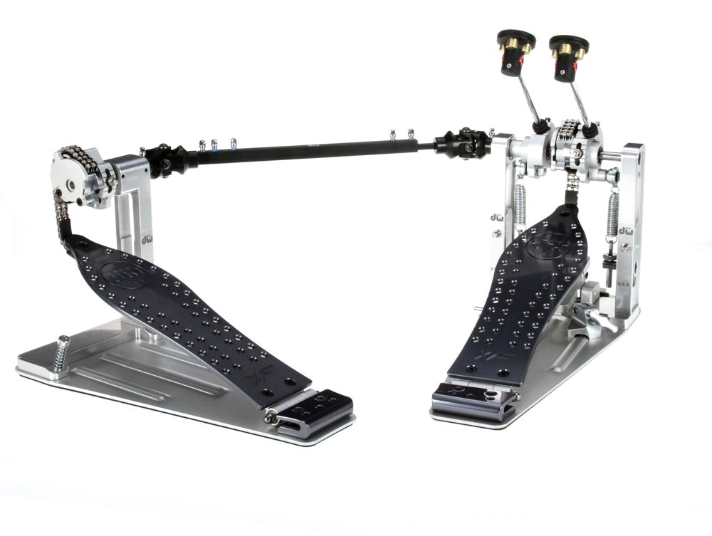 DW DWCPMCD2XF MCD Machined Chain Drive Double Bass Drum Pedal with Extended Footboard - Polished