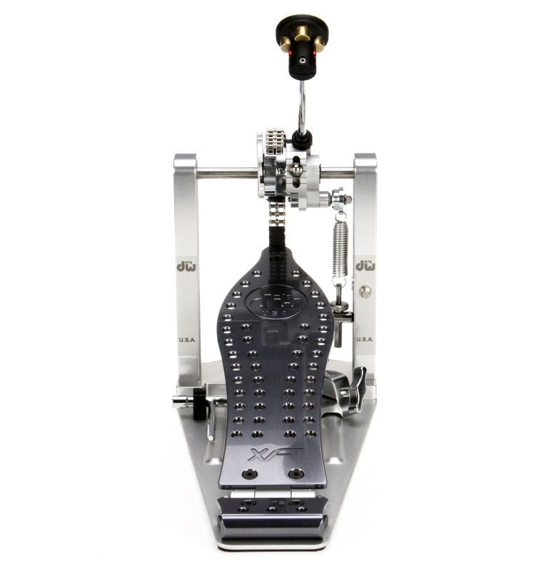 DW DWCPMCDXF MCD Machined Chain Drive Single Bass Drum Pedal with Extended Footboard - Polished
